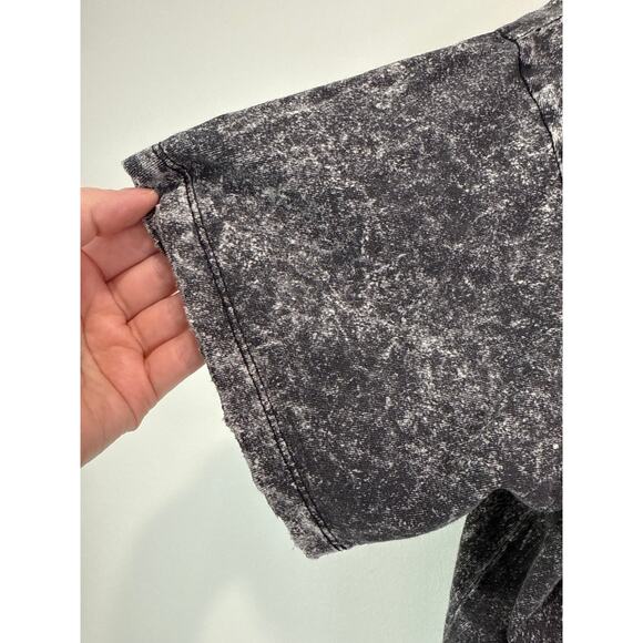 Bravado Guns N Roses Distressed Acid Wash Graphic Band Tee Sz L Cropped Lace Up - Picture 4 of 7